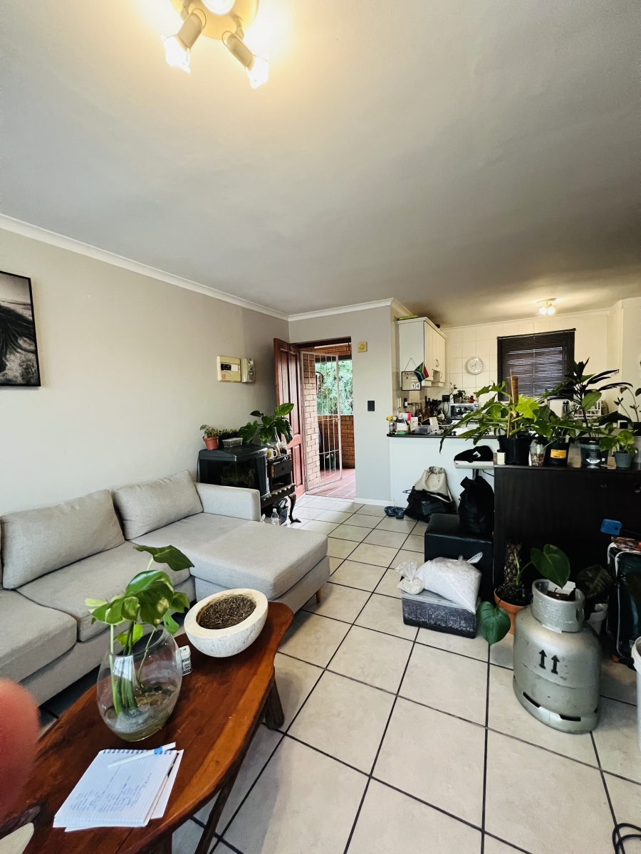 To Let 2 Bedroom Property for Rent in Sea Breeze Western Cape